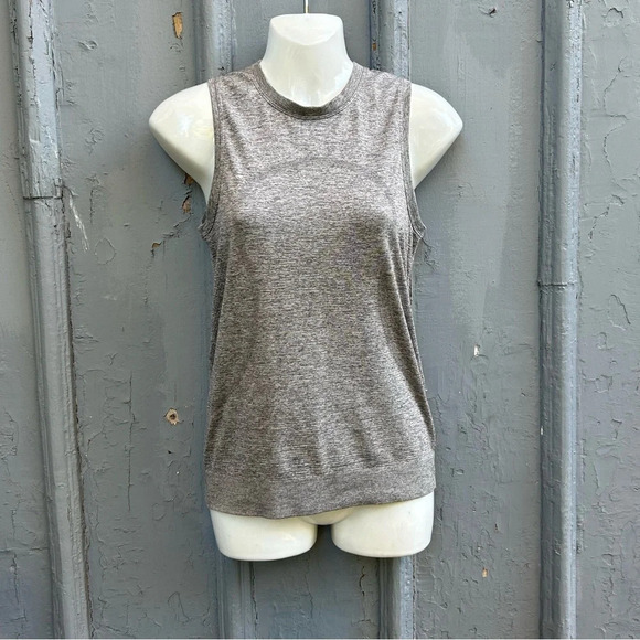 Lululemon Swiftly Breathe Muscle Tank Top
Slate / White, size 6 - Picture 4 of 8